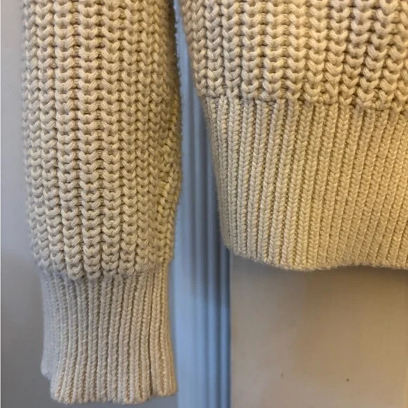 GAP Cream Women's Cardigan Sweater Small - Picture 4 of 6